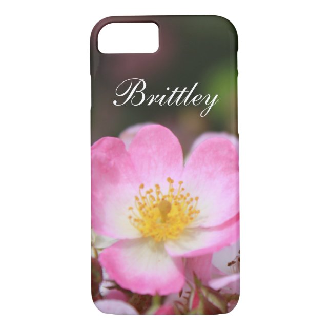 Funda De Case-Mate Para iPhone Flor rosa silvestre rosa. ¡Agrega tu nombre. (Reverso)