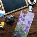 Funda Para iPhone 8/7 Floral Claude Monet de irises morados<br><div class="desc">Un funda de iPhone 8/7 con el bello cuadro impresionista de arte Irises (1917) de Claude Monet (1840-1926). Un jardín de bombillas primaverales floridas.</div>