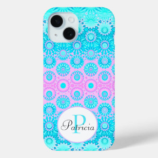 Funda Para iPhone 15 Flores Geométricas Rosadas y Azules con Monograma