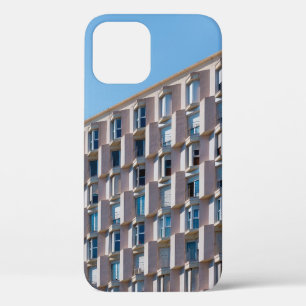 FUNDA PARA iPhone 12 FOTO DE BAJO ÁNGULO DEL EDIFICIO DE CONCRETO GRIS