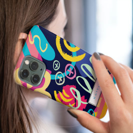 Funda Para iPhone 15 Funky negrita Graffiti Scribbles Patrón Monograma