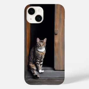 Funda Para iPhone 14 De Case-Mate Gato de Tabby en la puerta de la sombra