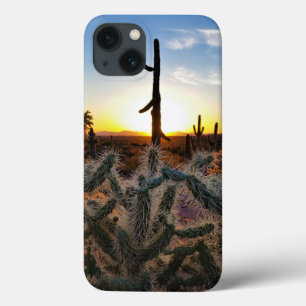 Funda Para iPhone 13 Gigante Saguaro Cactus Al Atardecer En El Desierto