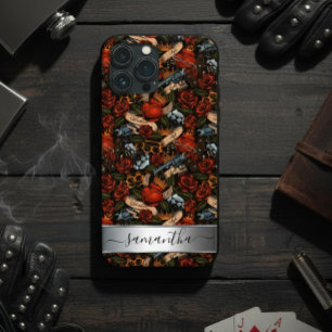 Funda Para iPhone 13 Pro Max Graffiti Ama los corazones y las armas Monograma u