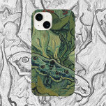 Funda Para iPhone 15 Gran Moth de Peacock por Vincent van Gogh<br><div class="desc">Great Peacock Moth (1889) de Vincent van Gogh es un arte fino vintage de la vida después de la pintura impresionista de la naturaleza. Un insecto, el Emperor Moth, en un jardín de primavera con flores de Calla Lily y otras plantas. Sobre el artista: Vincent Willem van Gogh (1853-1890) fue...</div>