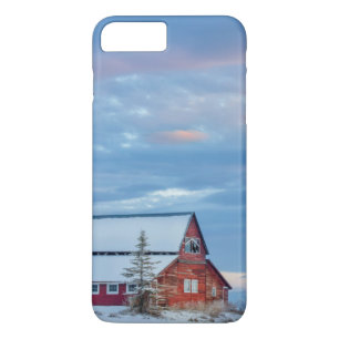 Funda Para iPhone 8 Plus/7 Plus Granero rojo de madera viejo en el valle más bajo