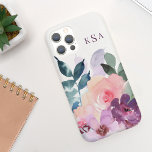 Funda Para iPhone 14 De Case-Mate Hermosa acuarela Botánica Floral   Monograma<br><div class="desc">Esta hermosa maleta telefónica presenta un fondo blanco clásico,  un hermoso ramo botánico acuarela en tonos verdes,  rosas y violetas con tu monograma en una tipografía elegante. Agregue sus iniciales al personalizar de este diseño. ¡También hace un maravilloso regalo de cumpleaños o de vacaciones!</div>