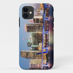 title_seo2 Horizonte iluminado de Miami céntrica en la