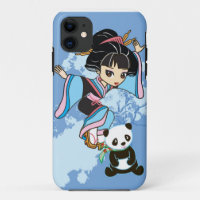 Izumi el chica y la panda de Chibi del geisha de