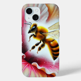 Funda Para iPhone 15 La abeja poliniza una flor hibiscus floreciente