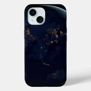 Funda Para iPhone 15 La ciudad de la Tierra se ilumina de noche en Asia