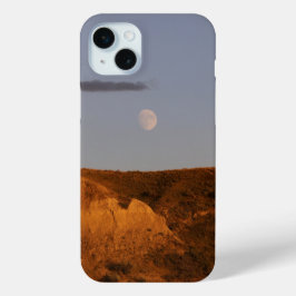 Funda Para iPhone 15 Mini La luna se levanta después de la lluvia