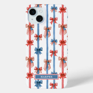 Funda Para iPhone 15 Mini Lazos Patrióticos y Rayas Monogramadas