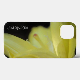 Funda Para iPhone 13 Lily amarilla de Shirley Taylor