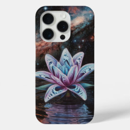 Funda Para iPhone 15 Pro Lirio de agua cósmica bajo el cielo nebuloso