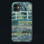 Funda Para iPhone 11 Los lirios de agua de Monet y el puente japonés<br><div class="desc">Nieves del agua y puente japonés por Claude Monet (1899)</div>