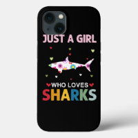 Los tiburones aman a un Chica que ama a los tiburo