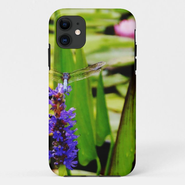 Funda De Case-Mate Para iPhone Loto de la libélula y flor púrpura (Reverso)