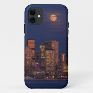 Funda Para iPhone 11 Luna llena subiendo por el horizonte del centro de