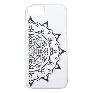 Funda Para iPhone 8/7 Mandala. Patrón oriental redondeado en blanco y ne
