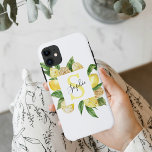 Funda Para iPhone 11 Marco de lémon amarillo moderno y hojas con nombre<br><div class="desc">Marco de lémon amarillo moderno y hojas con nombre</div>