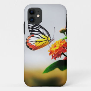 title_seo2 Mariposa en estuche para iPhone de flores