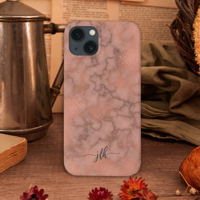 Funda De Case-Mate Para iPhone Mármol y metal Rosa de Femiknine con monograma (Modern styling in this feminine iPhone case to personalize with your monogram initials.)