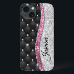 Funda Para iPhone 13 Moda giratoria purpurina plateado monograma rosa n<br><div class="desc">moda de bonito y elegantes purpurinas de color plateado y diamantes de imitación con un diseño de relleno negro para crear un funda especial y elegante para proteger su equipo. Hermosa, moderna y fresca cubierta para el martiritero de moda y amante del arte. Este elegante y sofisticado diseño sería ideal...</div>