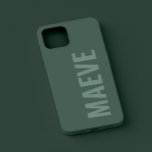 Funda Para iPhone 14 Pro De Case-Mate Moderna tipografía mínima salchicha verde elegante<br><div class="desc">Moderna tipografía minimalista giratoria elegante verde diseño de estuche de teléfono personalizado único y sencillo.</div>