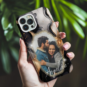 Funda Para iPhone 15 Moderno Glam Black and Gold Name and Photo