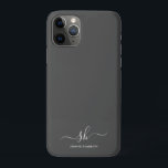 Funda Para iPhone 11 Pro Moderno Monograma Elegante Caligrafía Personalizad<br><div class="desc">Estuche moderno de iphone monograma personal con caligrafía de escritura moderna y diseño de tipografía minimalista. Esta es la versión gris marfil / carbón vegetal.</div>