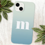 Funda Para iPhone 14 De Case-Mate Moderno Monograma Gradiente Verde azulado inicial<br><div class="desc">Moderna tipografía de funda inferior diseño minimalista monograma inicial que se puede cambiar para personalizar. Blanco sobre un fondo verde azulado de gradiente acuático.</div>