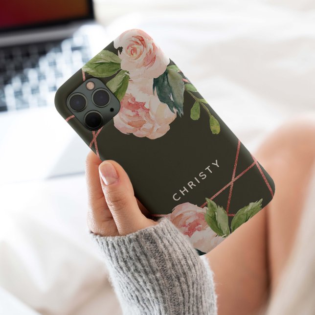 Funda De Case-Mate Para iPhone Monograma acuarela Floral Verde oscuro (Monogram modern elegant blush pink watercolor botanical floral with rose gold foil geometric frame.)