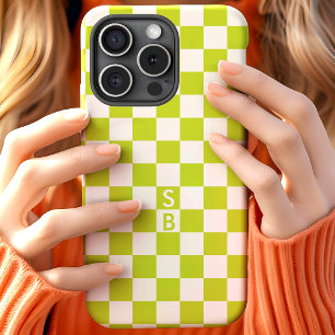 Funda Para iPhone 15 Monograma con Patrón de Cuadros Retro en Verde Lim