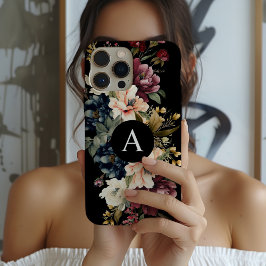 Funda Para iPhone 15 Pro Monograma de color de agua floral negro personaliz