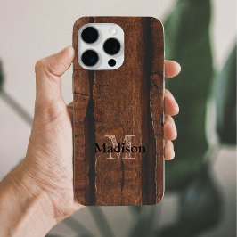 Funda Para iPhone 15 Pro Max Monograma de madera antigua de color marrón oscuro