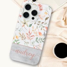 Funda Para iPhone 15 Pro Monograma de madera floral de color acuático perso