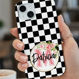 Funda Para iPhone 15 Monograma floral chic rosa con cuadros negros y bl