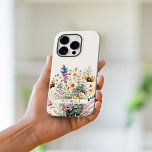 Funda Para iPhone 14 De Case-Mate Monograma floral personalizado lindo<br><div class="desc">Estuche para iPhone con monograma de flor silvestre floral personalizado estilo Boho</div>