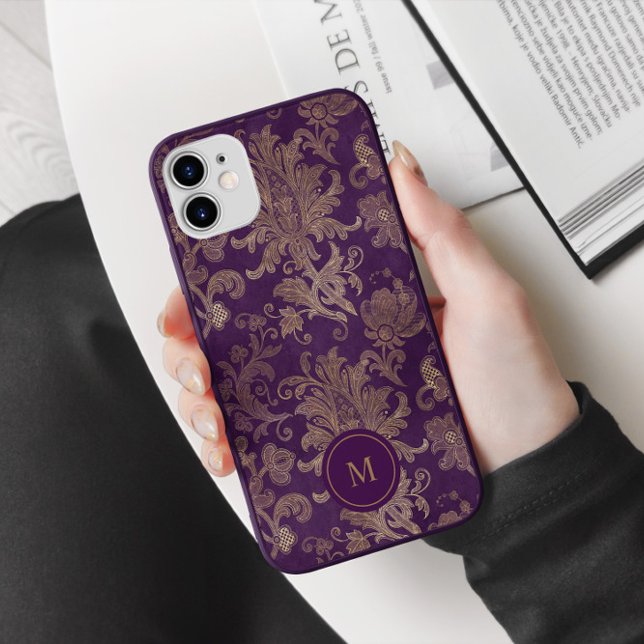 Funda De Case-Mate Para iPhone Monograma Royal Purple Gold Damask (Subido por el creador)