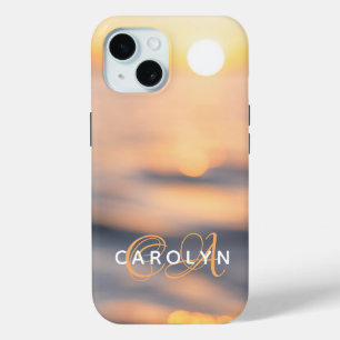 Funda Para iPhone 15 Monogramación del nombre del atardecer de la playa