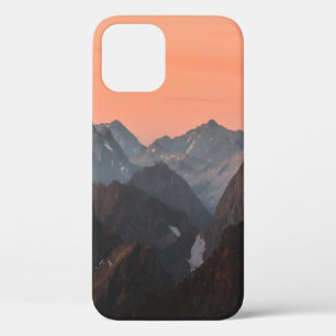 FUNDA PARA iPhone 12 MONTAÑAS BLANCAS Y MARRÓN BAJO EL CIELO NARANJA