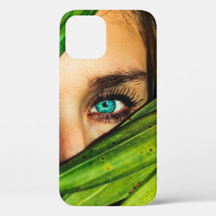 Funda Para iPhone 12 Mujer tras hojas verdes