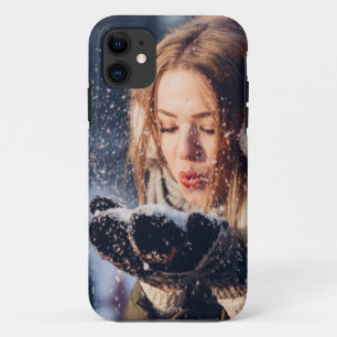 Funda Para iPhone 11 Navidades Chica de invierno sopla nieve en su mano