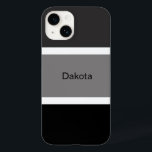 Funda Para iPhone 14 De Case-Mate Nombre de banda blanca gris-negra personalizada<br><div class="desc">Estuche de teléfono móvil moderno,  fresco y elegante personalizado con un patrón de rayas gris,  negro y blanco. Grandes rayas negras y grises con pequeñas rayas blancas. Personalizado con tu nombre impreso en un texto negro.</div>