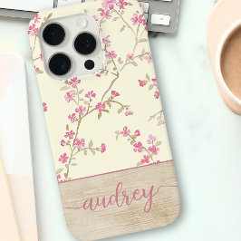 Funda Para iPhone 15 Pro Nombre de monograma de escritura floral de madera