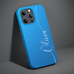 Funda Para iPhone 14 De Case-Mate Nombre del guión de caligrafía elegante azul brill<br><div class="desc">Blue Shimmer White Elegant Calligraphy Script Personalizado Nombre personalizado iPhone 14 Smart Phone Cases presenta un diseño moderno,  sencillo y elegante con su nombre personalizado en una tipografía de caligrafía escrita a mano y elegante sobre un fondo de brillo azul metálico. Diseñado por ©Evco Studio www.zazzle.com/store/evcostudio</div>