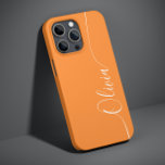 Funda Para iPhone 14 De Case-Mate Nombre del guión de caligrafía elegante de color b<br><div class="desc">Naranja White Elegant Caligraphy Script Personalizado Nombre personalizado iPhone 14 Smart Phone Cases presenta un diseño moderno,  sencillo y elegante con su nombre personalizado en una tipografía de caligrafía escrita a mano y elegante con un fondo naranja. Diseñado por ©Evco Studio www.zazzle.com/store/evcostudio</div>