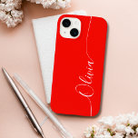 Funda Para iPhone 14 De Case-Mate Nombre del guión de caligrafía elegante de color r<br><div class="desc">Personalizado de guiones de caligrafía rojo elegante Nombre personalizado iPhone 14 Smart Phone Cases presenta un diseño moderno,  sencillo y elegante con tu nombre personalizado en una tipografía de caligrafía escrita a mano elegante en un fondo rojo. Diseñado por ©Evco Studio www.zazzle.com/store/evcostudio</div>