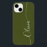 Funda Para iPhone 14 De Case-Mate Nombre del guión de caligrafía elegante verde blan<br><div class="desc">Personalizado de escritura de caligrafía verde elegante nombre personalizado iPhone 14 Smart Phone Cases presenta un diseño moderno y moderno,  sencillo y elegante con su nombre personalizado en una tipografía de caligrafía escrita a mano elegante en un fondo verde. Diseñado por ©Evco Studio www.zazzle.com/store/evcostudio</div>